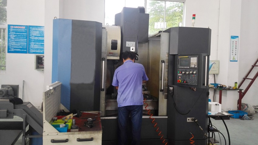 China Plant Custom Steel Hot Forging Metal Hydraulic Parts(图6)